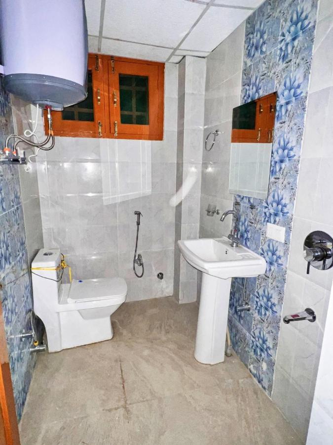 Roseline Inn Сринагар Экстерьер фото